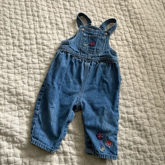 OshKosh B'gosh Other - Vintage 90’s Oshkosh B’Gosh Girls Denim Floral Overalls 6-9 Months